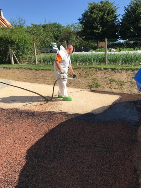 Aménagement de cour gravillonnage bicouche